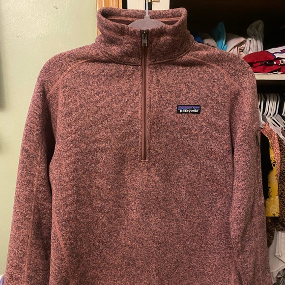 Patagonia Woman’s Large Fleece 1/4 Zip - Picture 3 of 4